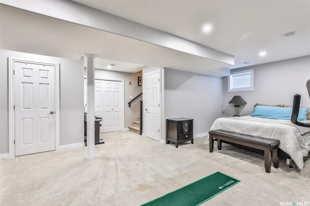 200 Clubhouse Boulevard E Warman SK S0K 4S1