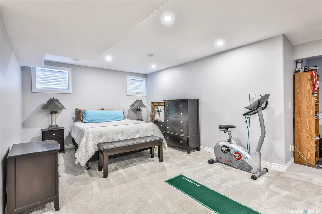200 Clubhouse Boulevard E Warman SK S0K 4S1