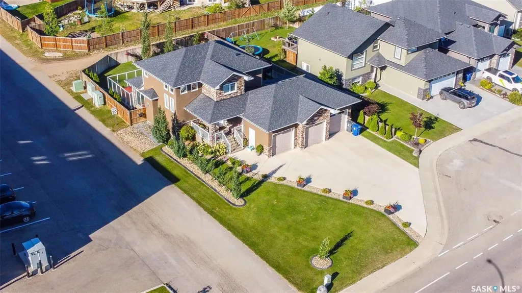 200 Clubhouse Boulevard E Warman SK S0K 4S1