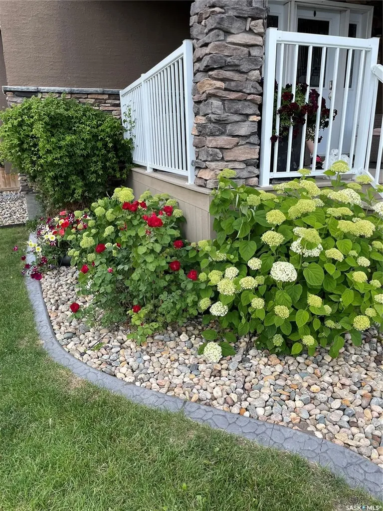 200 Clubhouse Boulevard E Warman SK S0K 4S1