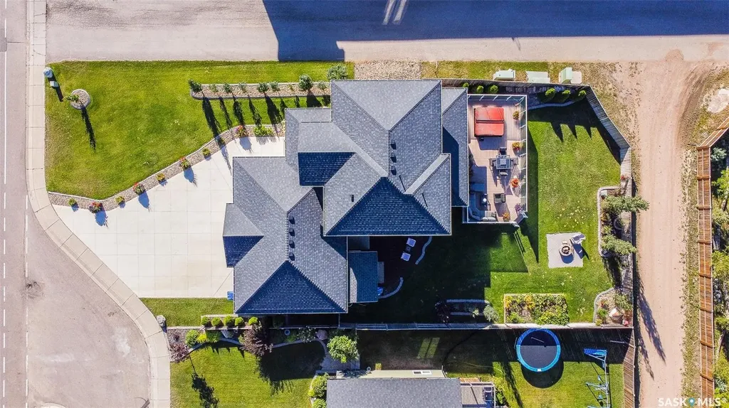 200 Clubhouse Boulevard E Warman SK S0K 4S1