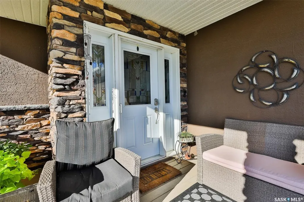 200 Clubhouse Boulevard E Warman SK S0K 4S1
