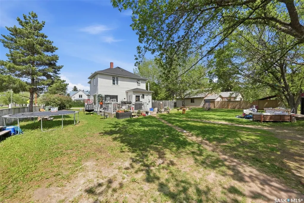 200 1st Street Dundurn SK S0K 1K0