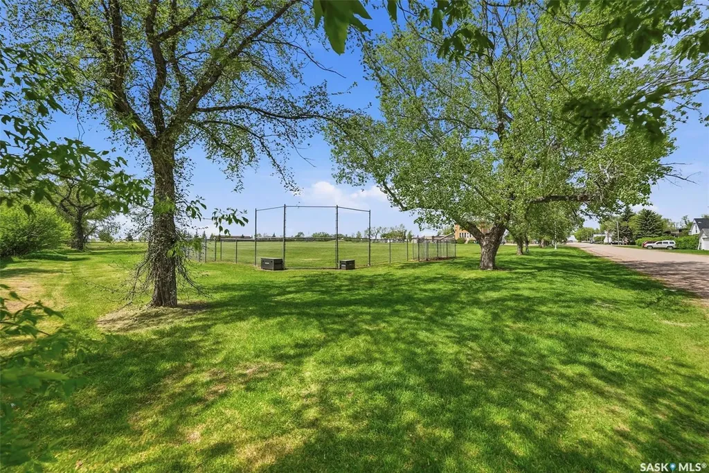 200 1st Street Dundurn SK S0K 1K0