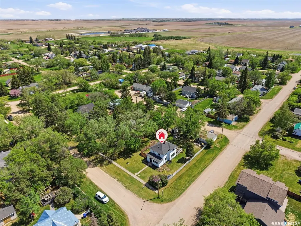200 1st Street Dundurn SK S0K 1K0