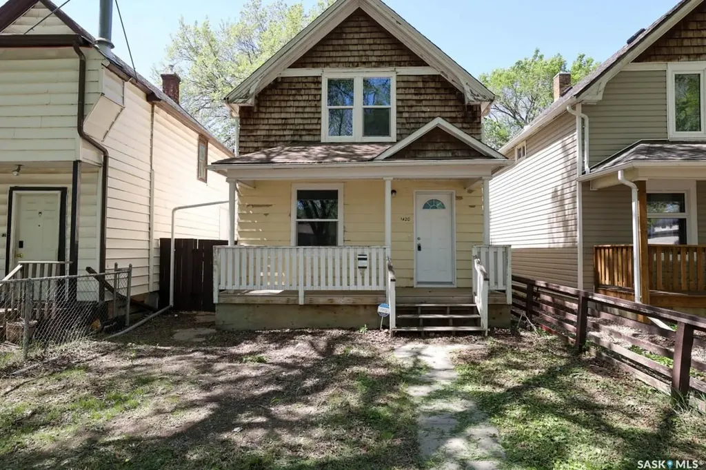 1420 Garnet Street Regina SK S4T 2Y5
