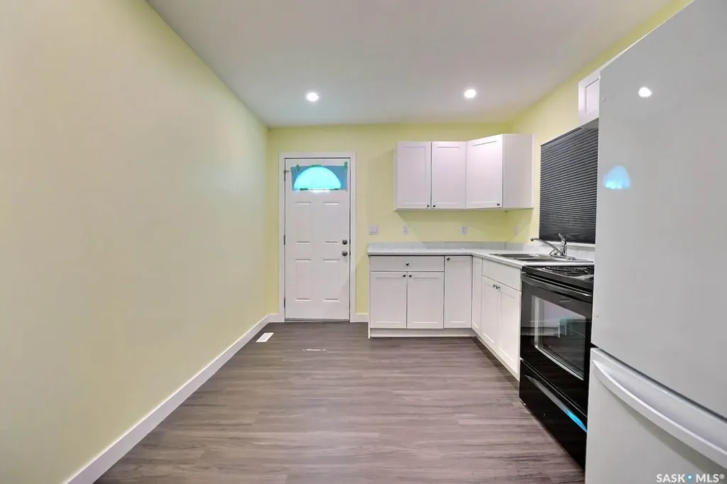 1420 Garnet Street Regina SK S4T 2Y5