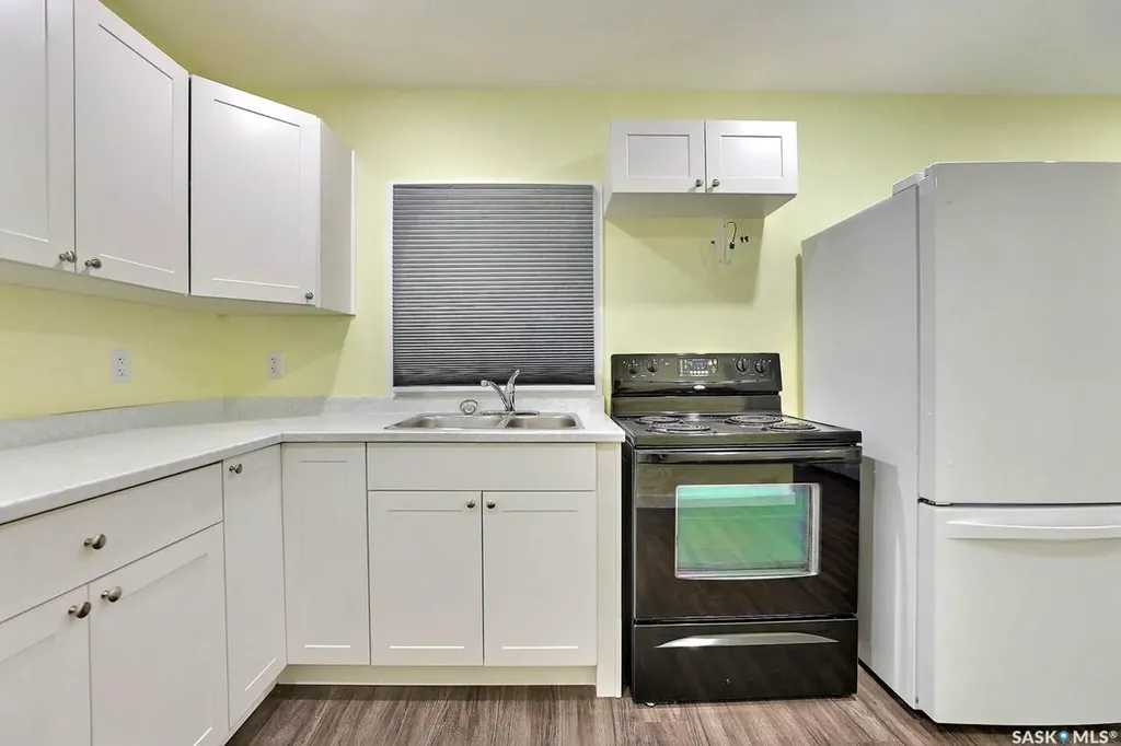 1420 Garnet Street Regina SK S4T 2Y5