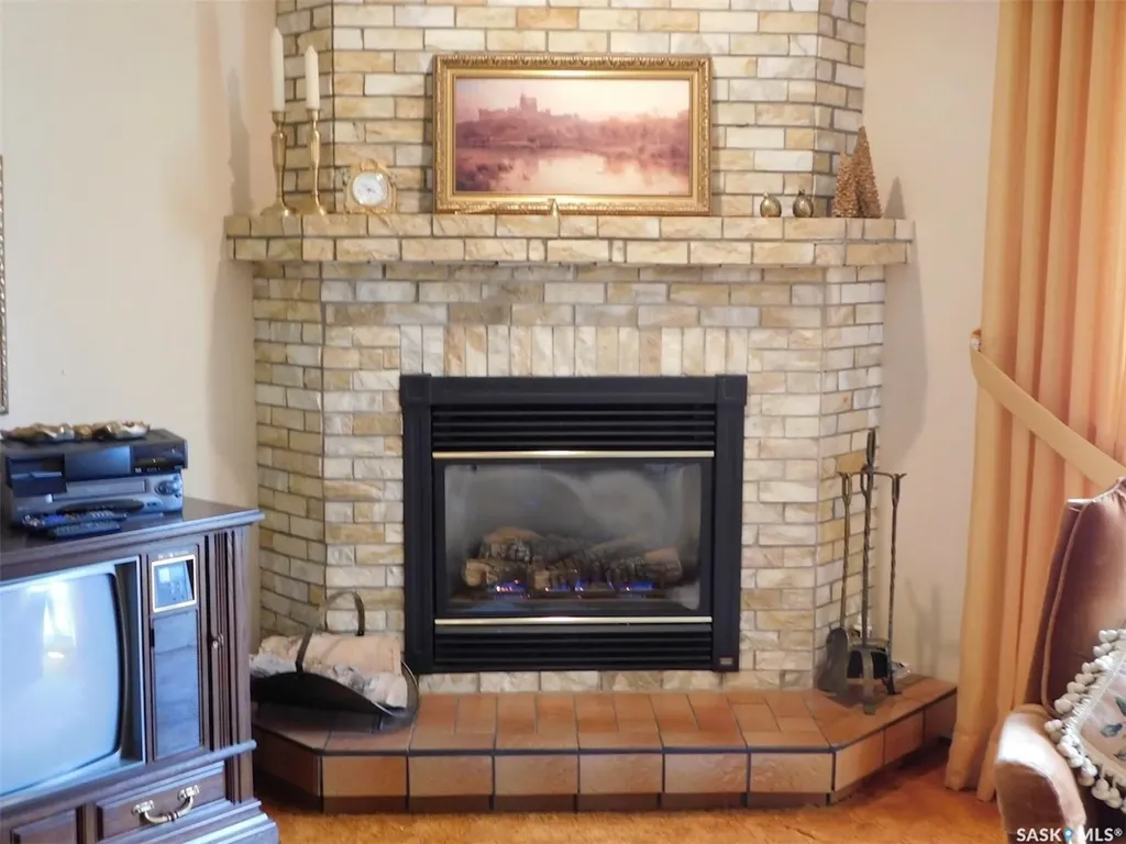 1011 Granville Avenue Assiniboia SK S0H 0B0