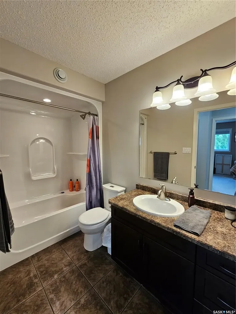 364 8th Avenue W Unity SK S0K 4L0