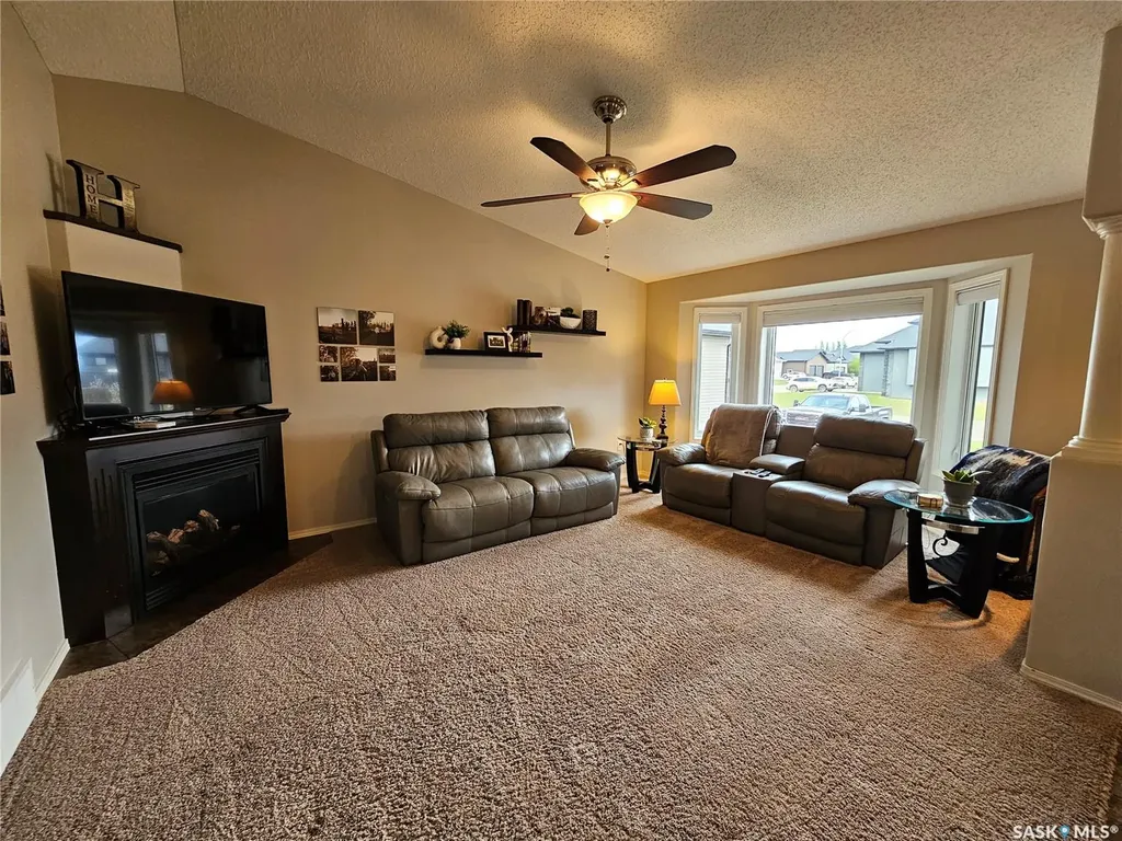 364 8th Avenue W Unity SK S0K 4L0