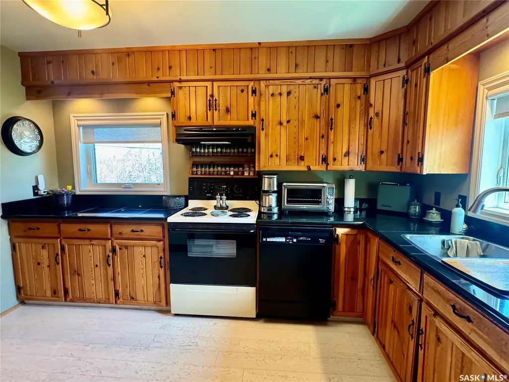 1632 Studer Street La Ronge SK S0J 1L0