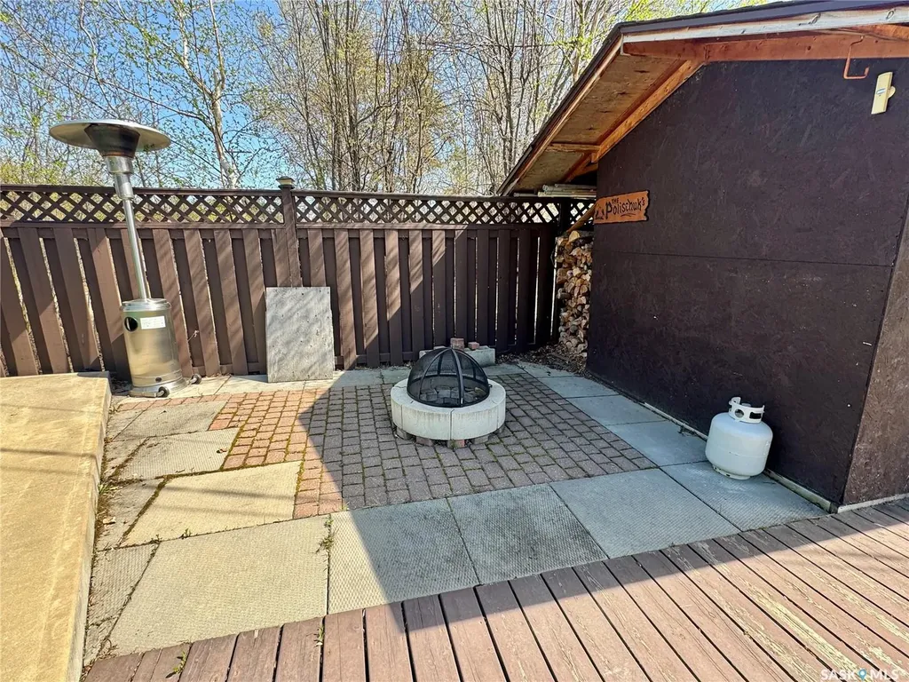 1632 Studer Street La Ronge SK S0J 1L0