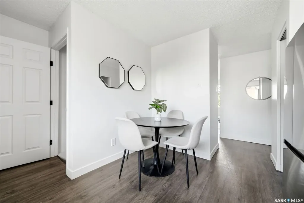 127 Mackenzie Way Regina SK S4N 5M9