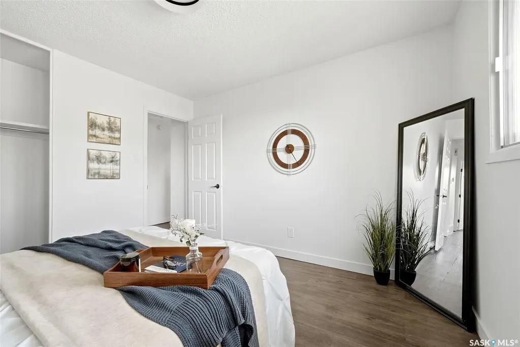 127 Mackenzie Way Regina SK S4N 5M9