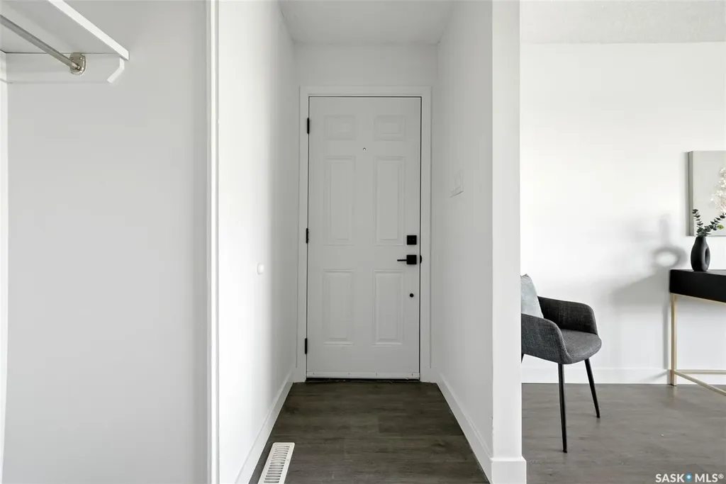127 Mackenzie Way Regina SK S4N 5M9