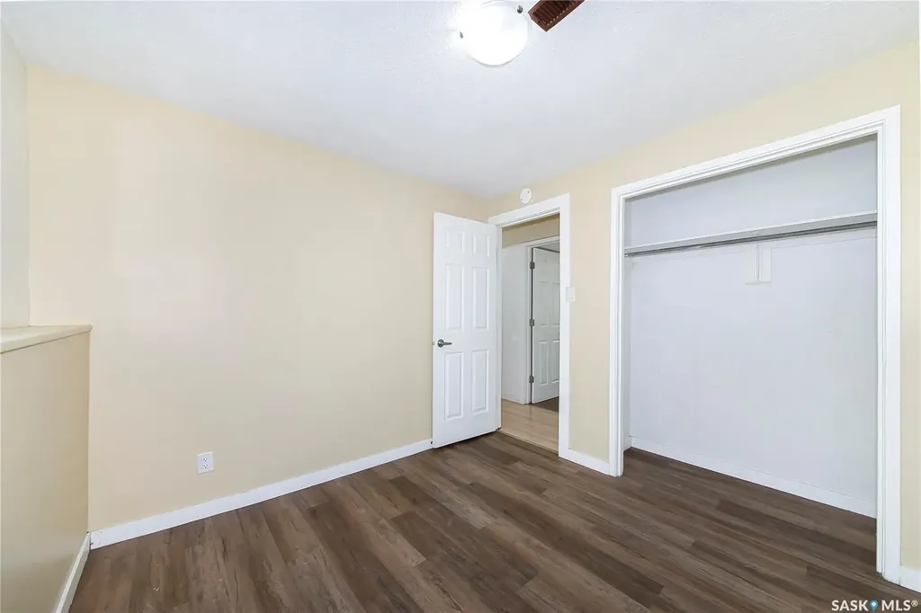 1609 B Avenue N Saskatoon SK S7L 1H2
