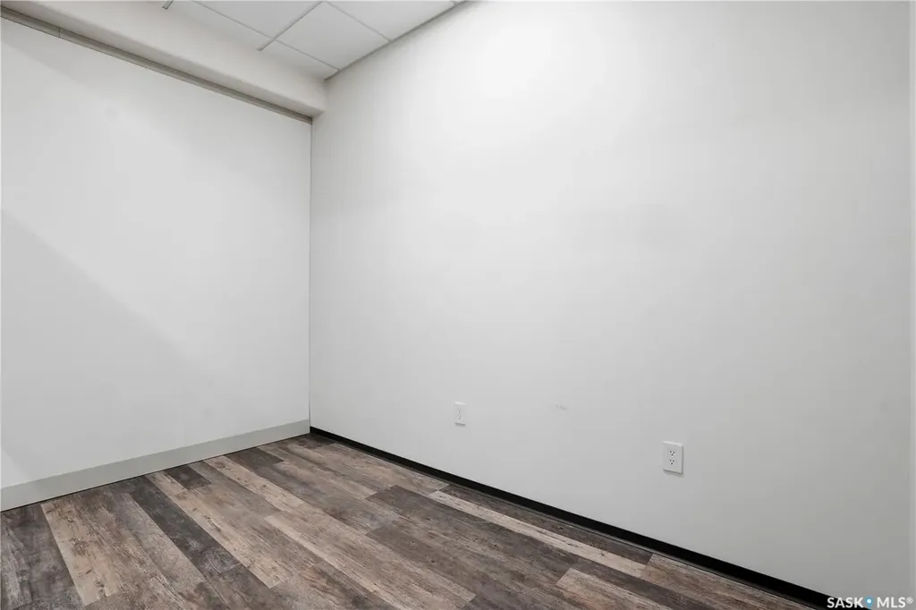 330 Main Street N Moose Jaw SK S6H 3J9