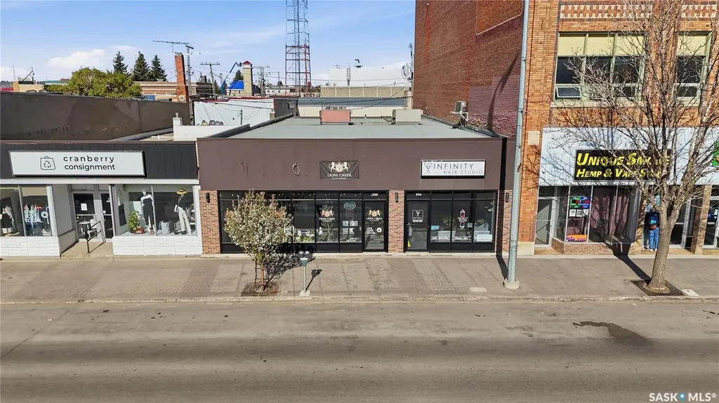 330 Main Street N Moose Jaw SK S6H 3J9