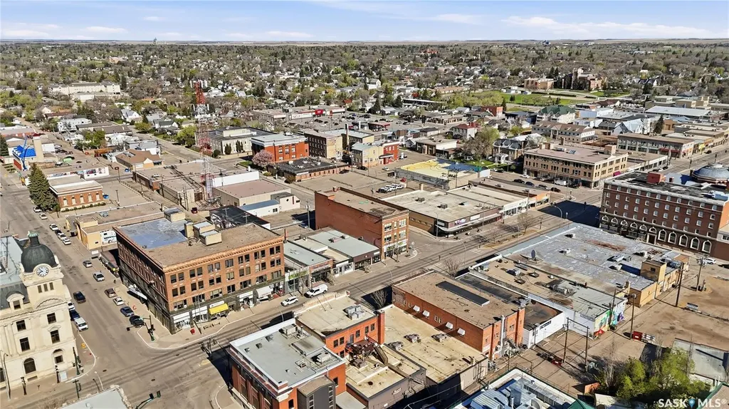 330 Main Street N Moose Jaw SK S6H 3J9