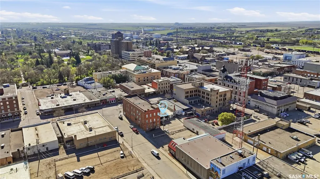330 Main Street N Moose Jaw SK S6H 3J9