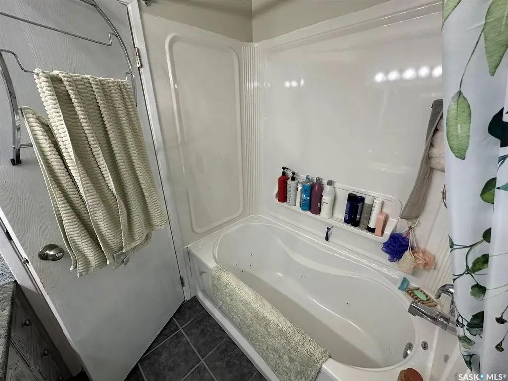 310 2nd Avenue S Rockglen SK S0H 0B0
