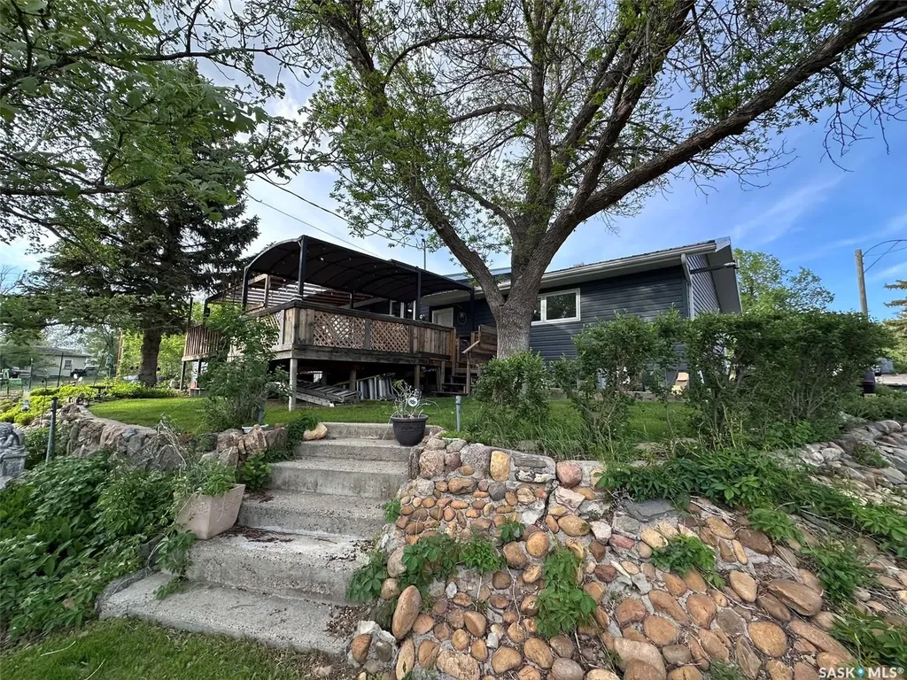 310 2nd Avenue S Rockglen SK S0H 0B0