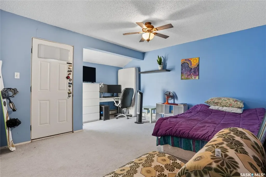 423 4th Avenue N Saskatoon SK S7K 2M4