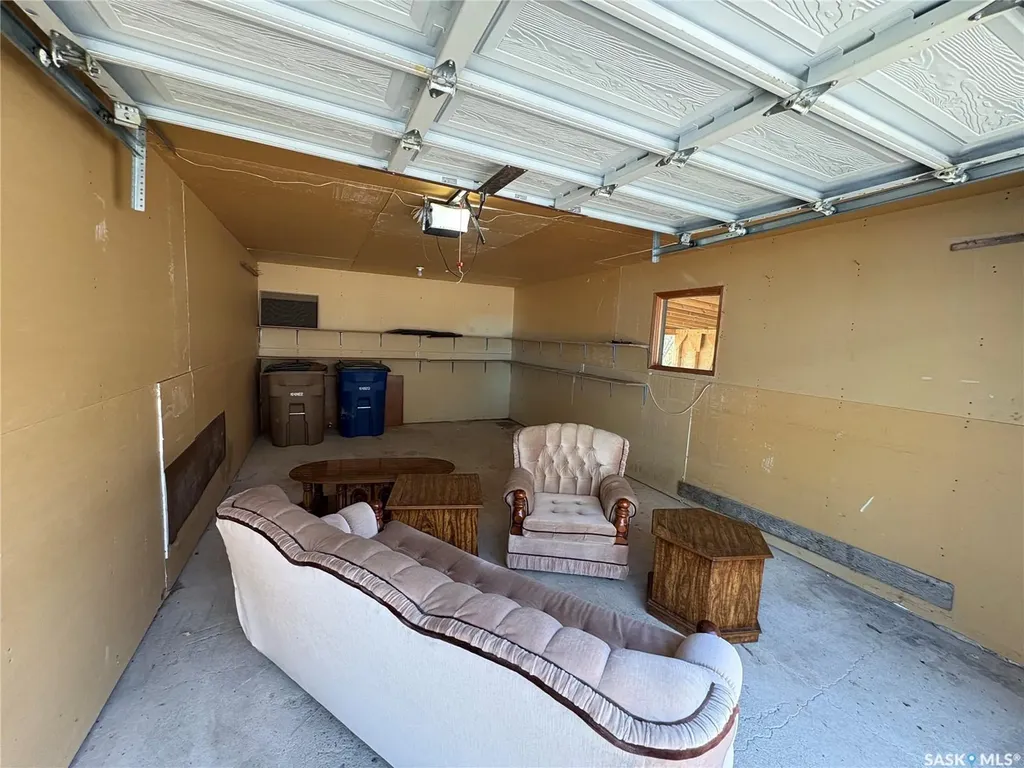 86 1st Street SW Wadena SK S0A 4J0