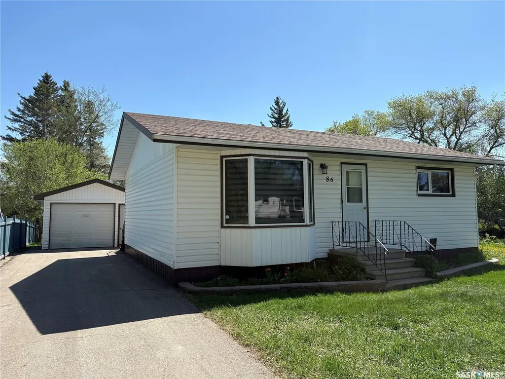86 1st Street SW Wadena SK S0A 4J0