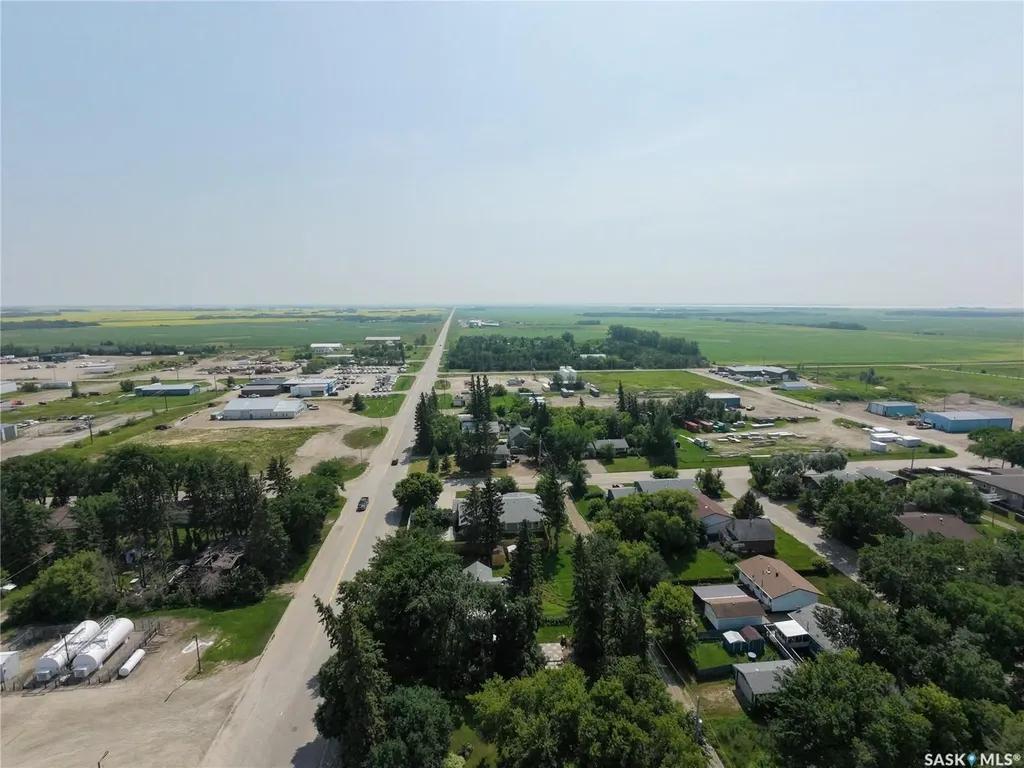 86 1st Street SW Wadena SK S0A 4J0