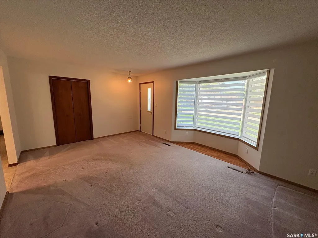 86 1st Street SW Wadena SK S0A 4J0