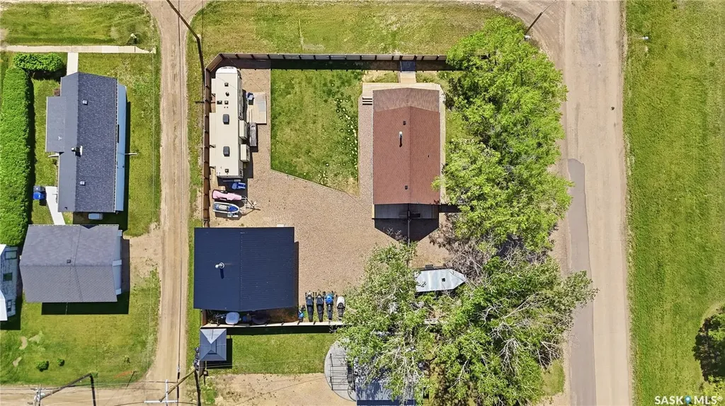 780 Railway Avenue Elbow SK S0H 1J0