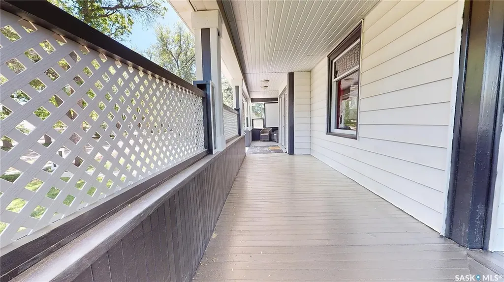 309 Marsh Street Maple Creek SK S0N 1N0