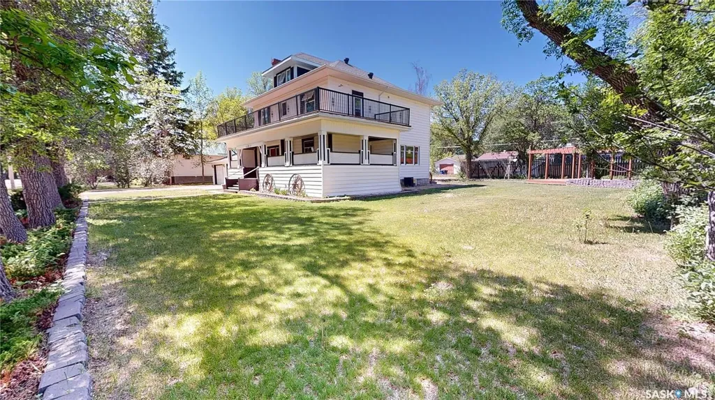 309 Marsh Street Maple Creek SK S0N 1N0