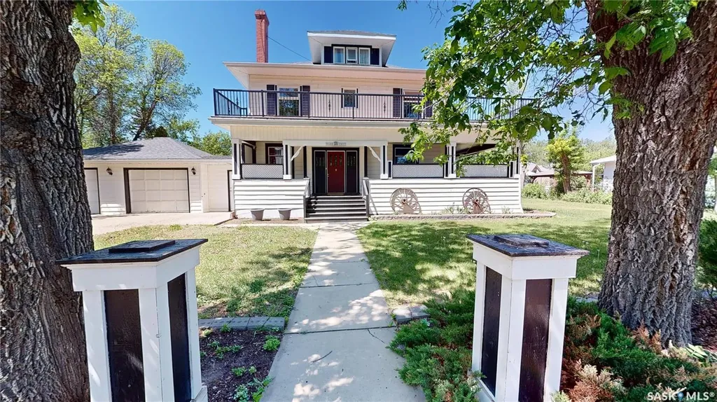 309 Marsh Street Maple Creek SK S0N 1N0