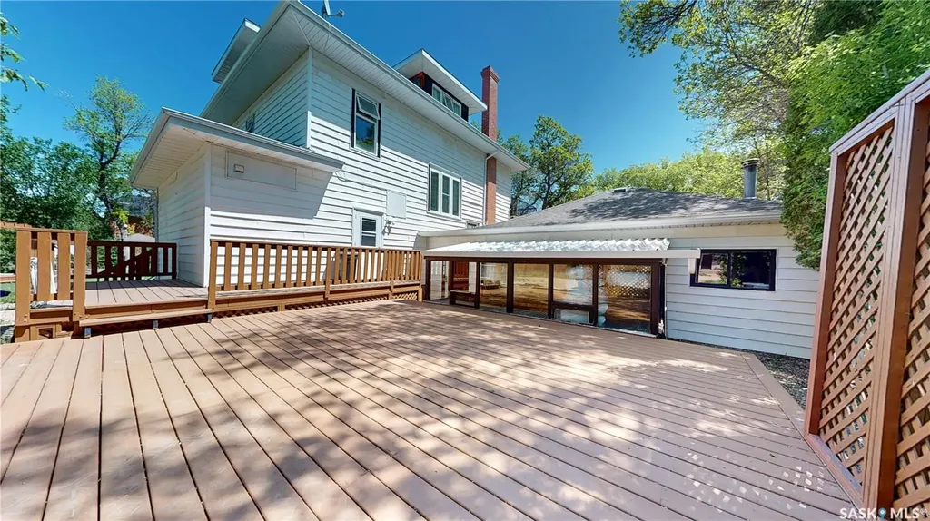 309 Marsh Street Maple Creek SK S0N 1N0