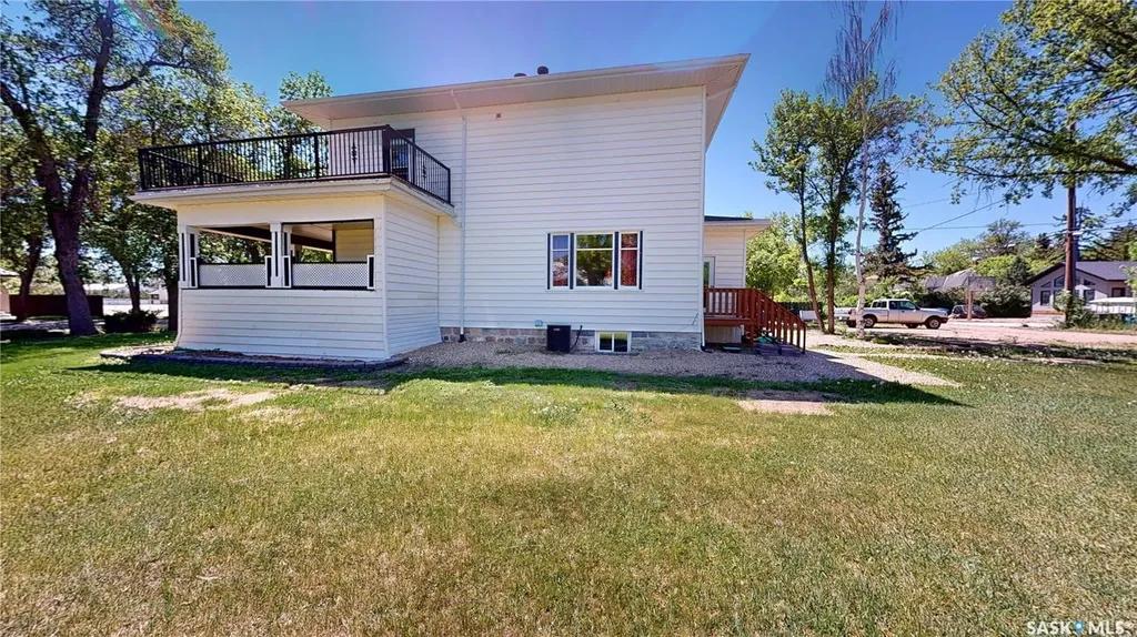 309 Marsh Street Maple Creek SK S0N 1N0