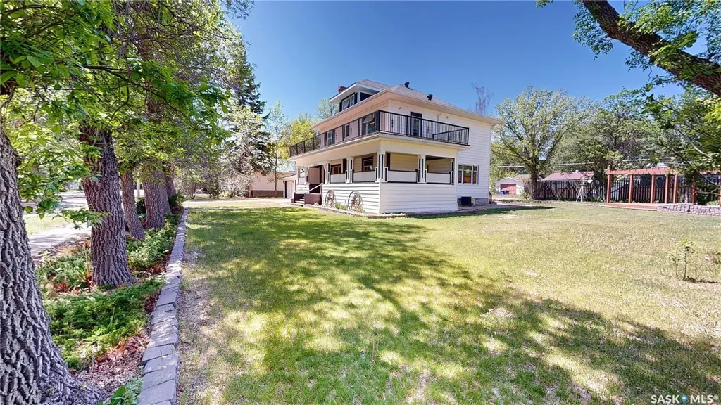 309 Marsh Street Maple Creek SK S0N 1N0