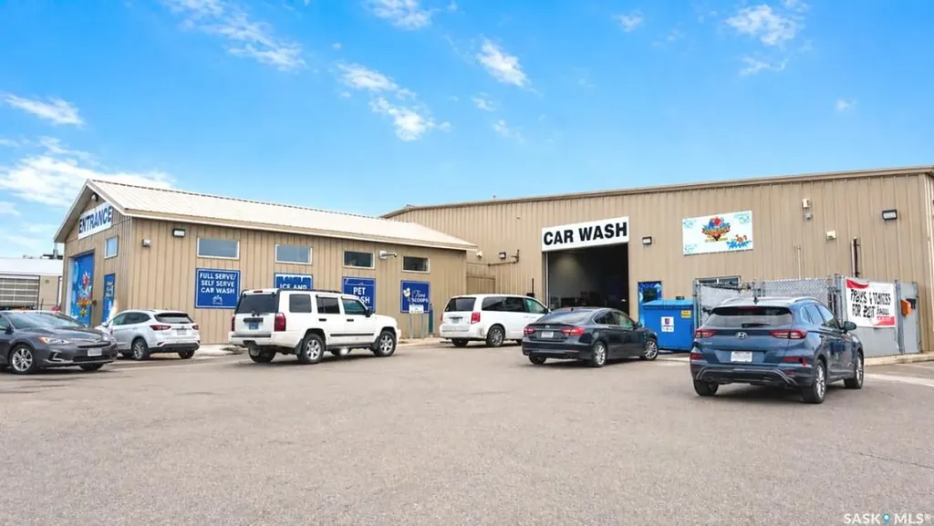 521 Pioneer Avenue North Battleford SK S9A 4A9