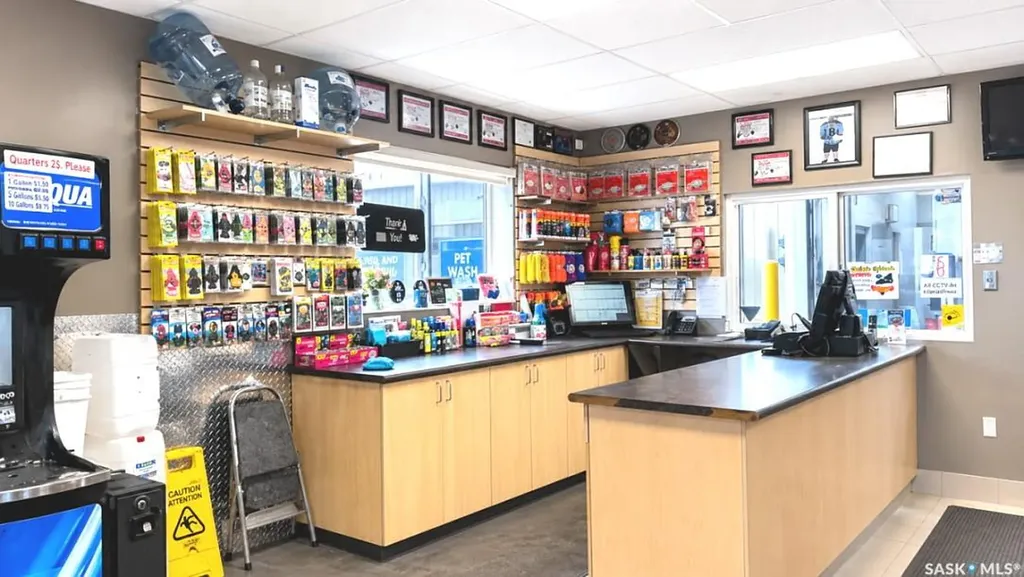 521 Pioneer Avenue North Battleford SK S9A 4A9