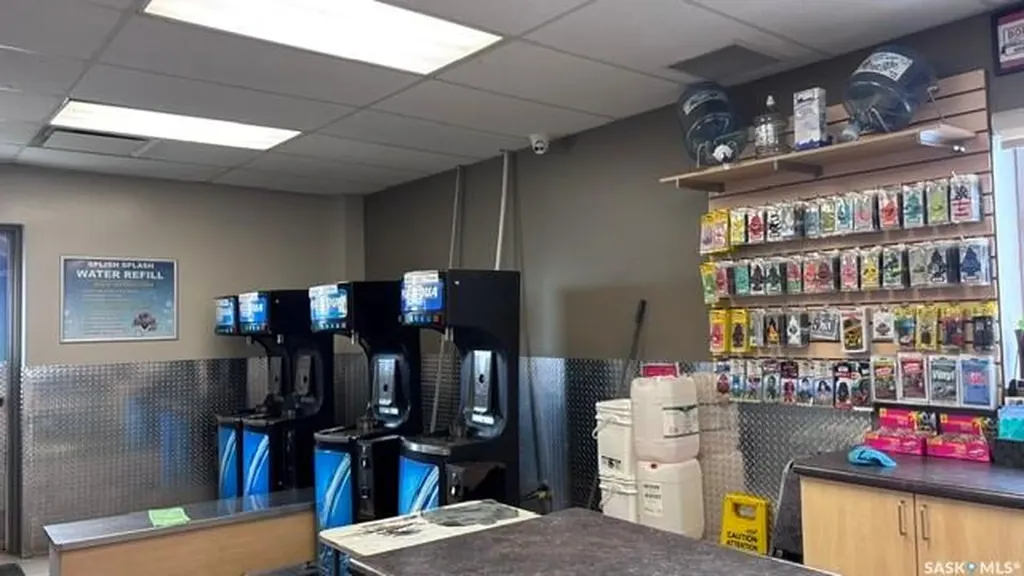 521 Pioneer Avenue North Battleford SK S9A 4A9