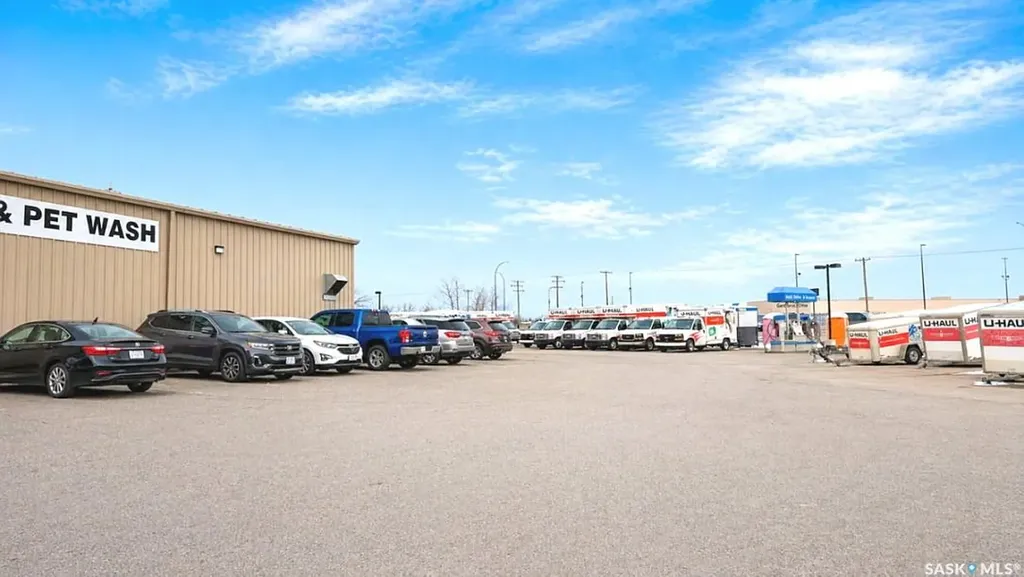 521 Pioneer Avenue North Battleford SK S9A 4A9