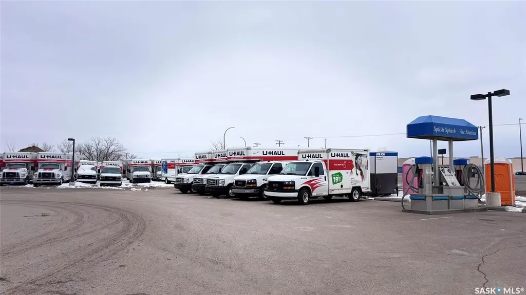 521 Pioneer Avenue North Battleford SK S9A 4A9