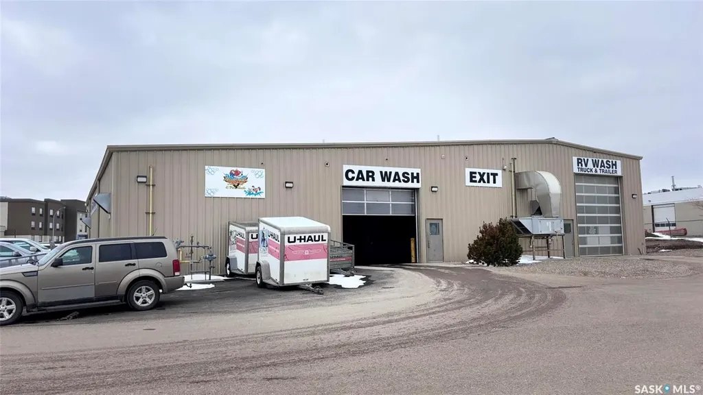 521 Pioneer Avenue North Battleford SK S9A 4A9