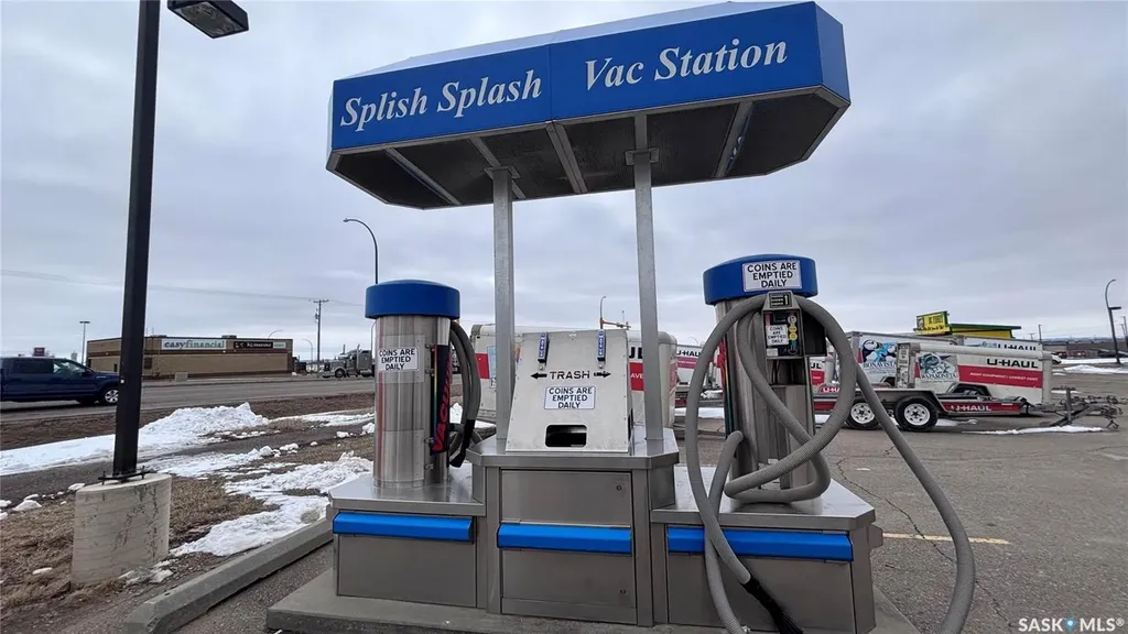 521 Pioneer Avenue North Battleford SK S9A 4A9
