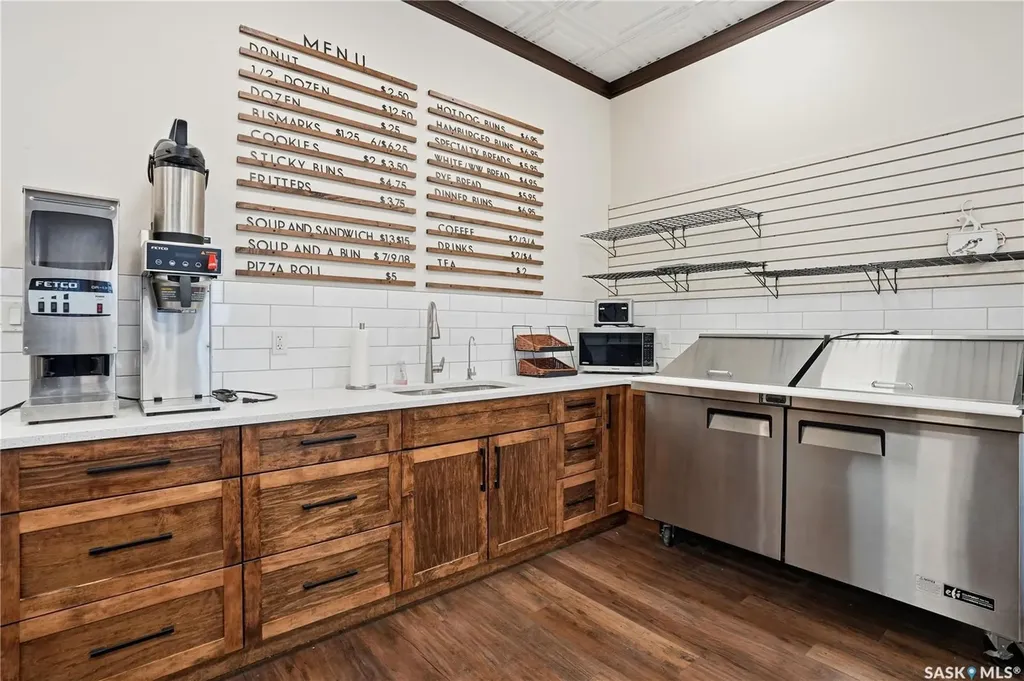 339 Centre Street Assiniboia SK S0H 0B0