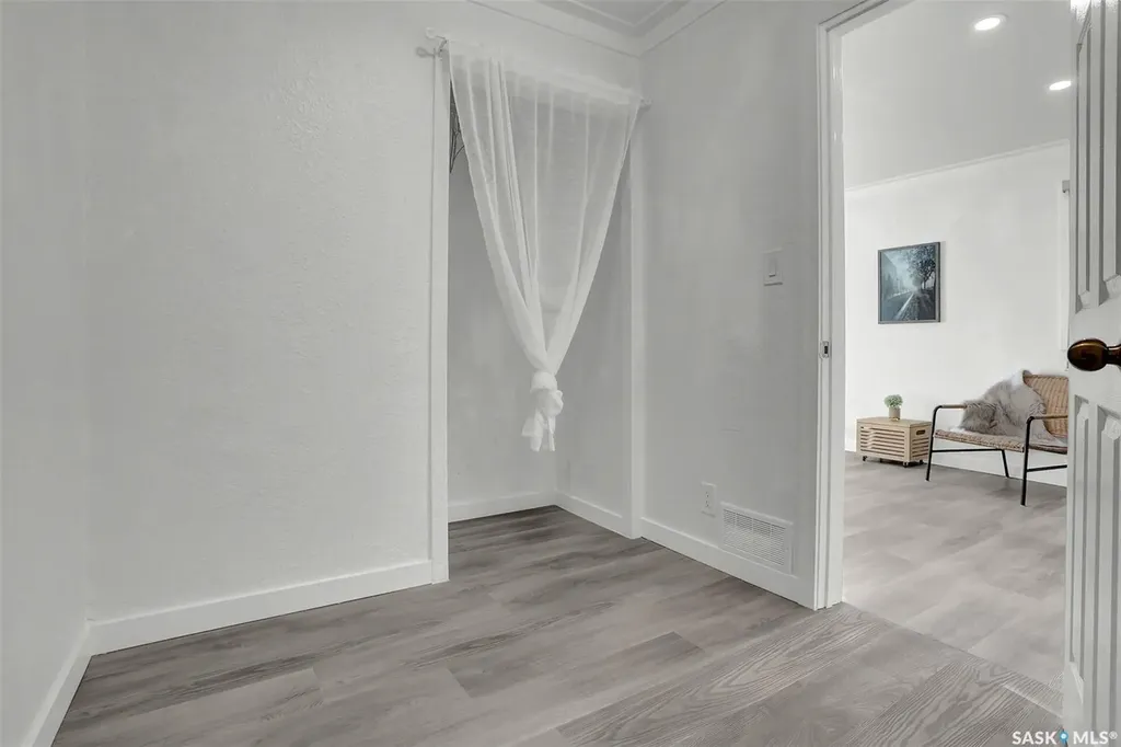 1668 Ottawa Street Regina SK S4P 1N9