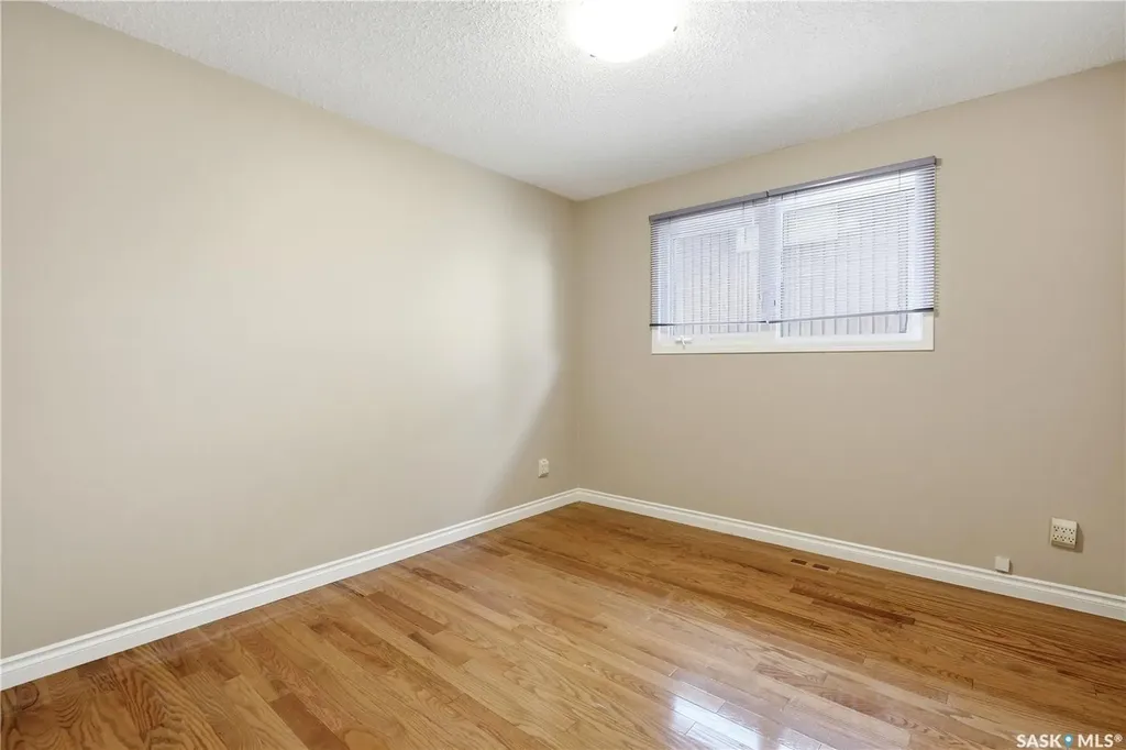 579 Tobin Crescent Saskatoon SK S7K 4N9