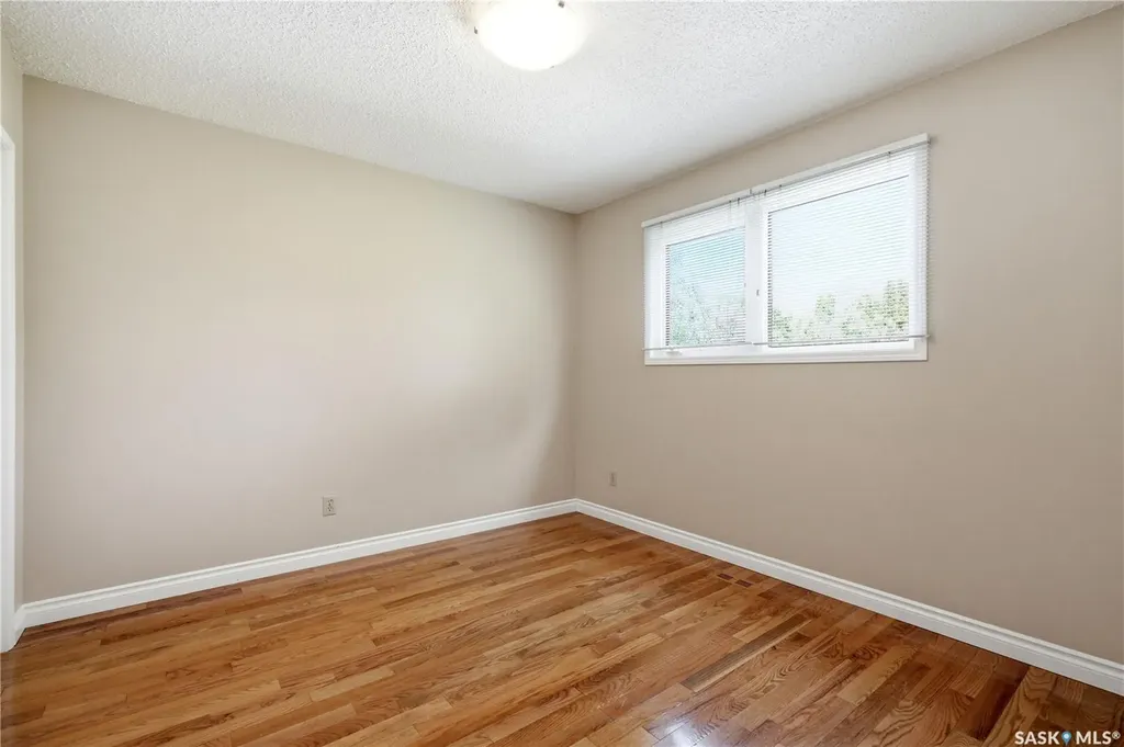 579 Tobin Crescent Saskatoon SK S7K 4N9
